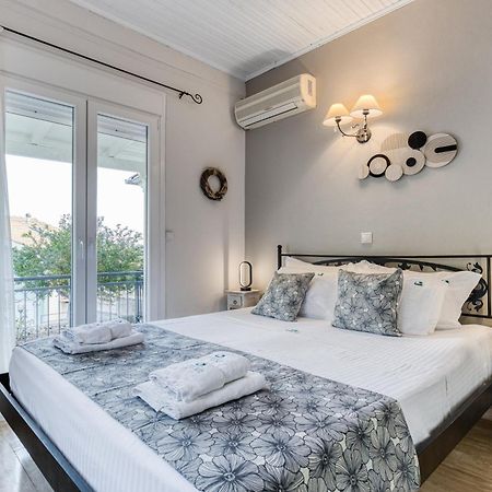 Villa Angeliki By Tsiolis Family Katavolos Exterior photo