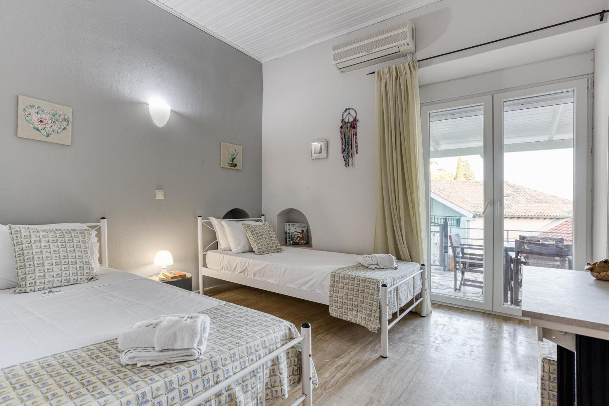 Villa Angeliki By Tsiolis Family Katavolos Exterior photo